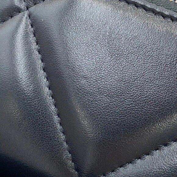 CHANEL CHANEL19/Disneuf coin purse Lambskin Black AP0949 - Picture 6 of 12